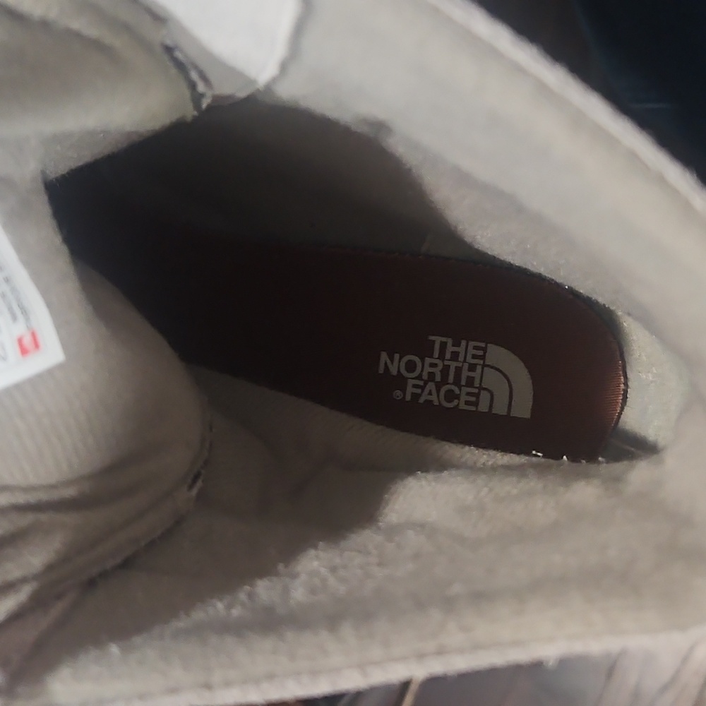 The North Face Ballard Lace II Like New Size 10.5. Leather Booties - Picture 7 of 7
